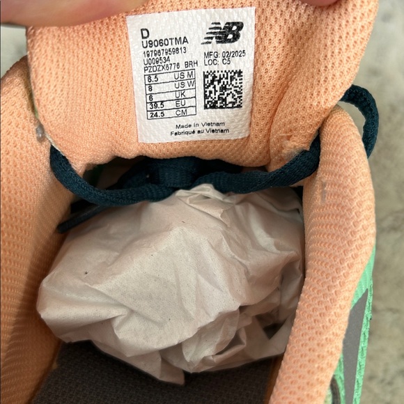 New Balance 9060 Easter Pack Sweetgrass Size 6.5 US Men’s  SKU U9060TMA - Picture 7 of 9